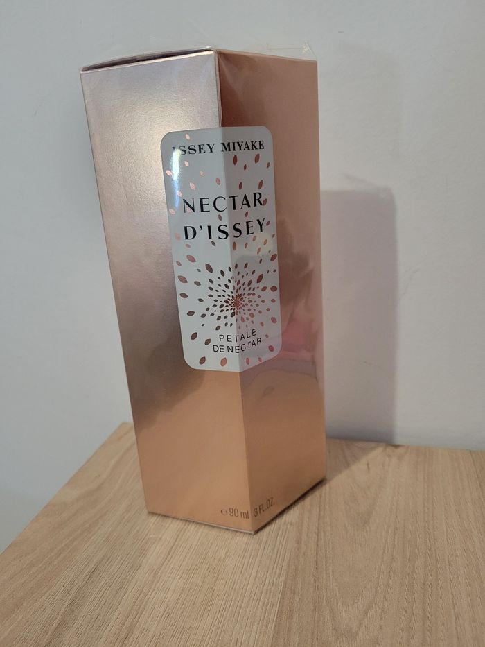 Parfum Issey Miyake "Petale de Nectar" 90ml - photo numéro 3