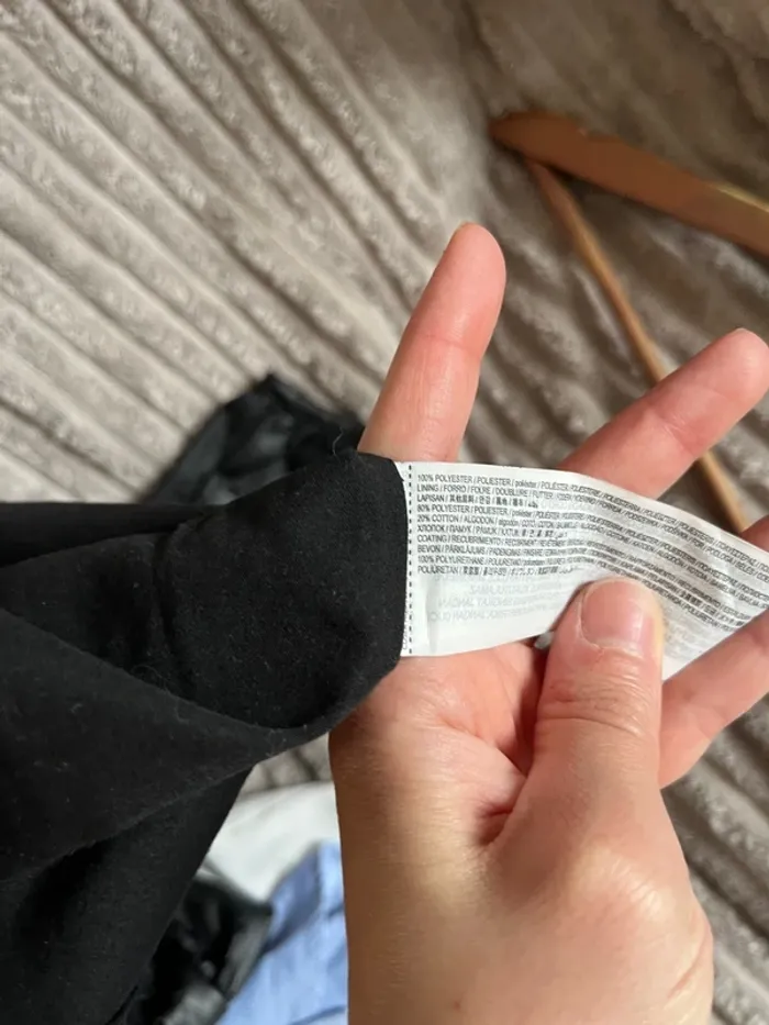 Robe noire Mango Kids 11-12 ans – Neuve avec étiquette - photo numéro 8