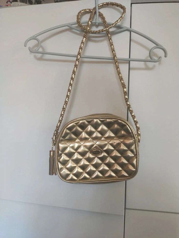Sac doré matelassé