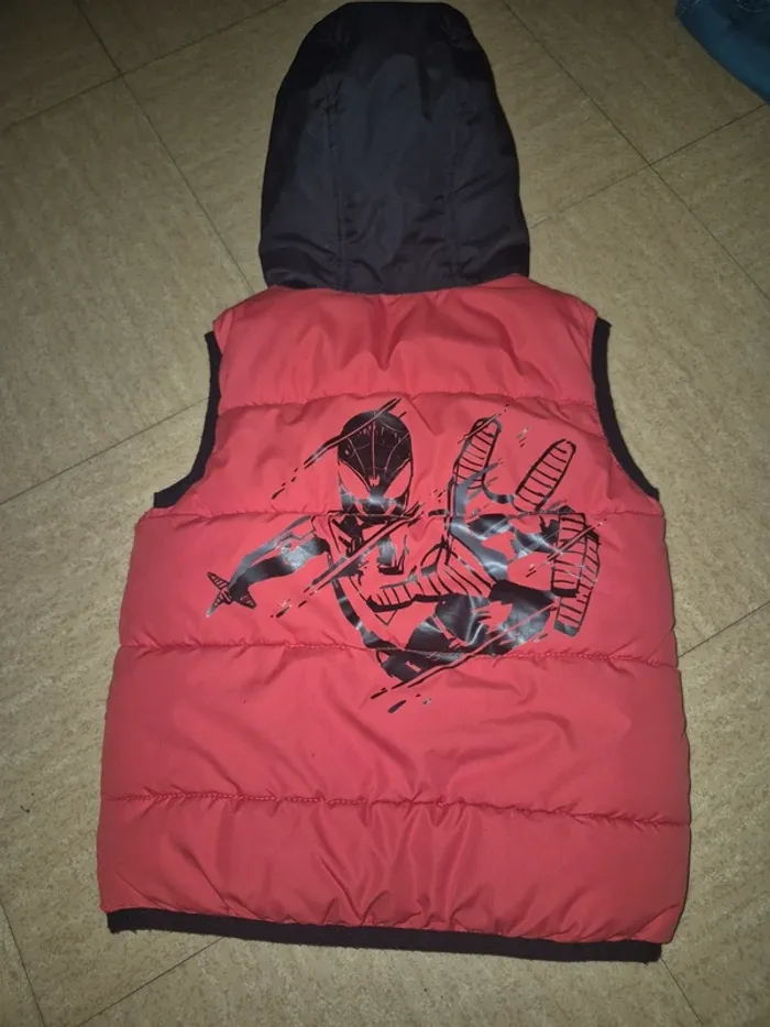 Doudoune sans manche Marvel Spider Man 3/4 ans - photo numéro 3