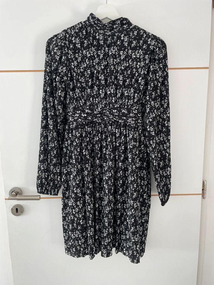 Robe noire fleurie S Promod
