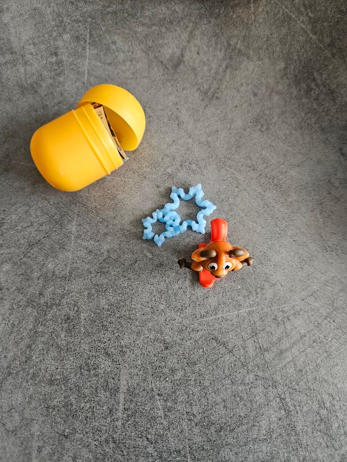 Figurine Kinder Surprise - Noël 2024 "Renne et son flocon" (NEUF) - photo numéro 2