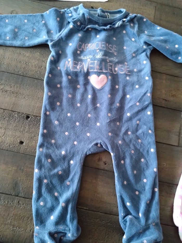 Lot de deux pyjamas grenouillère bébé fille de 9 mois 74 cm - photo numéro 2
