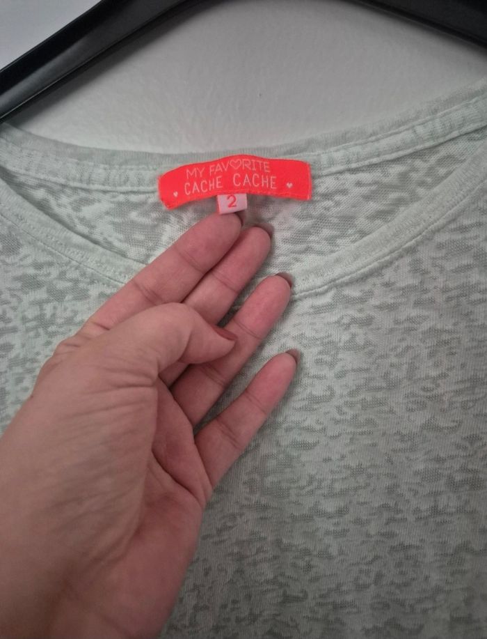 Magnifique tee-shirt taille 38 - photo numéro 2