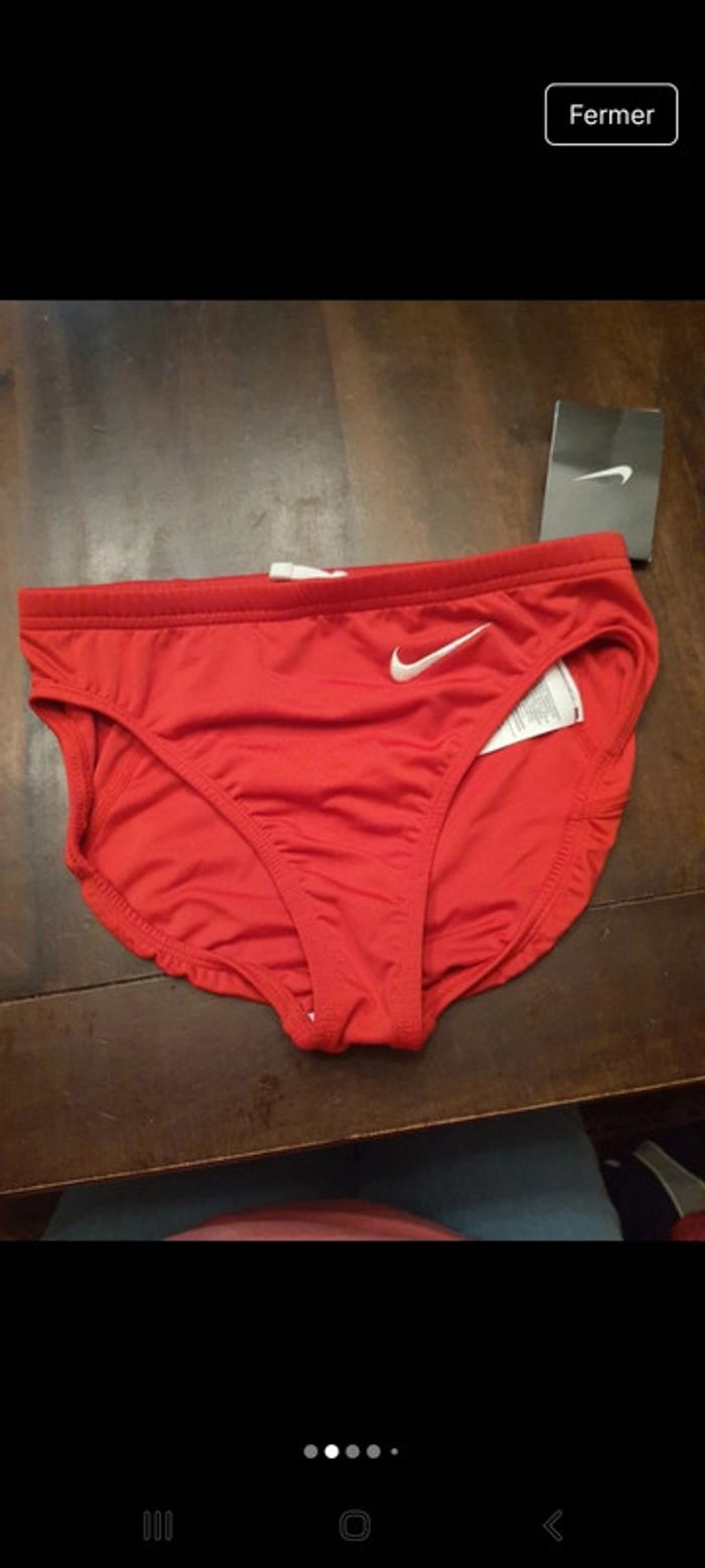 Short de course Nike rouge femme XS neuf - photo numéro 2