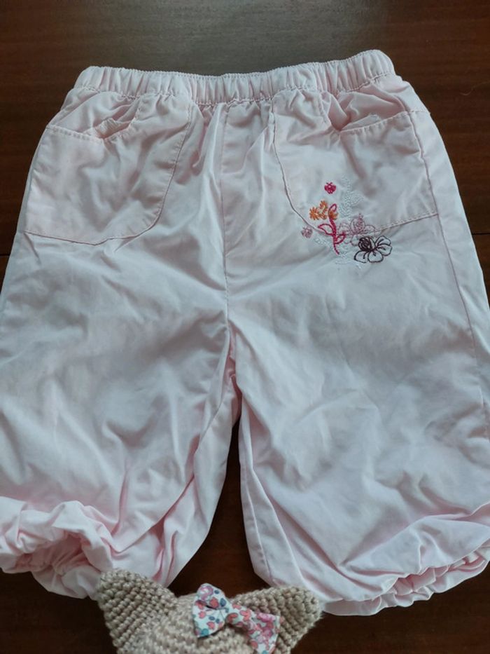Lot de deux pantalons Obaïbi et H&M taille 1 mois - photo numéro 2