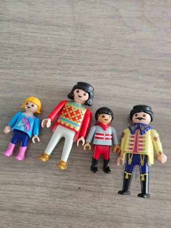 Personnages playmobil