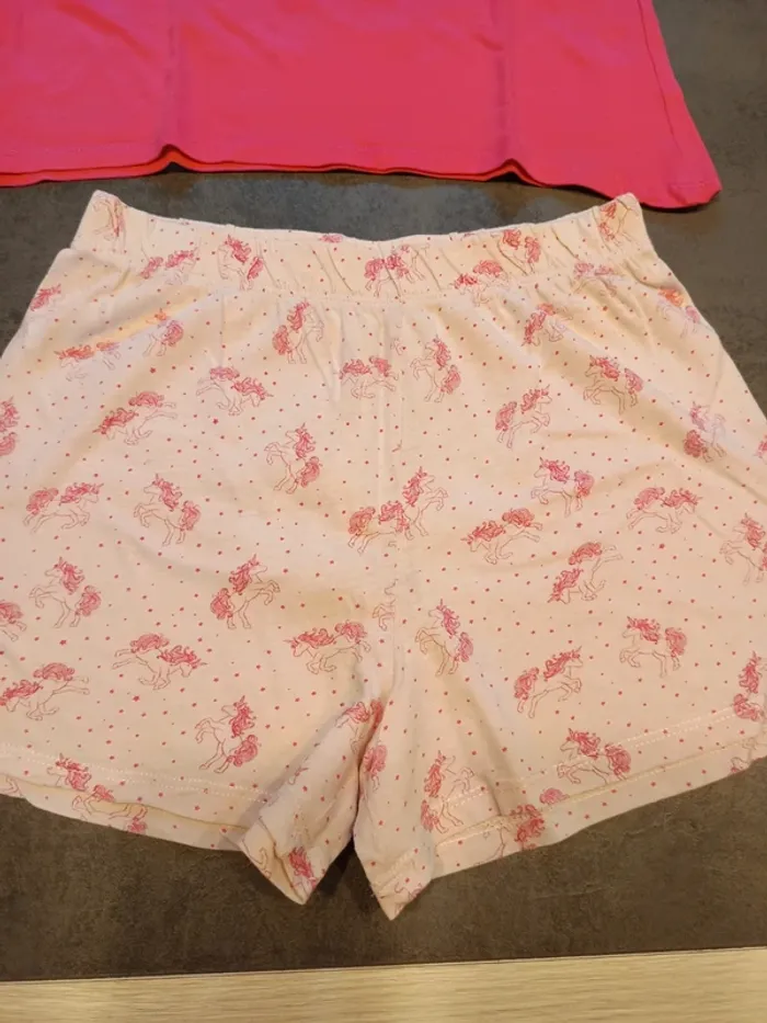 Vends pyjamas short été in extenso taille 10 ans. - photo numéro 2