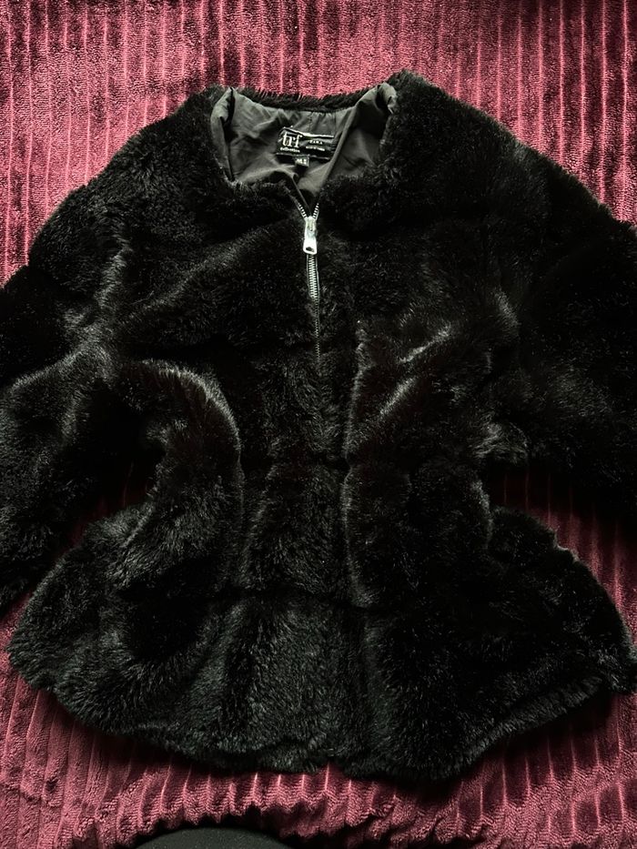 Veste ZARA fourrure - photo numéro 2