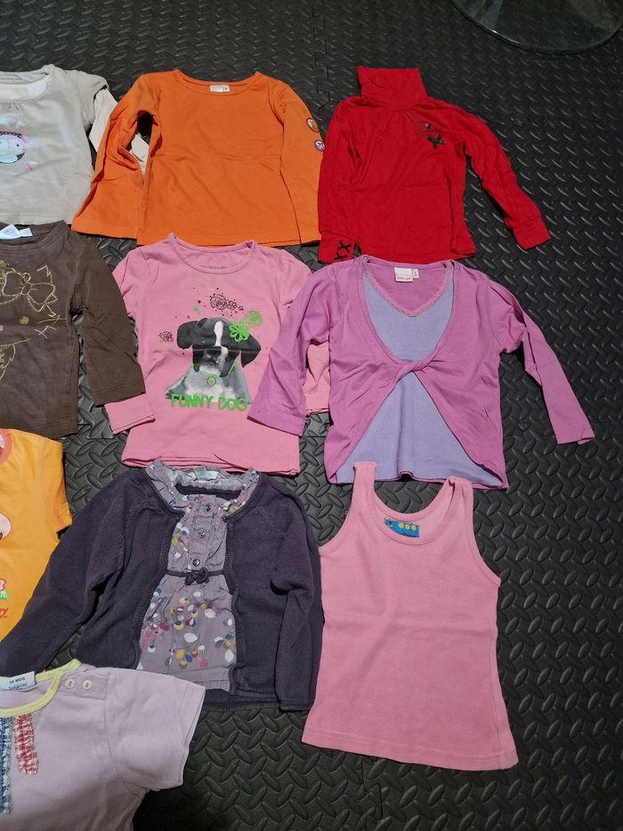 Lot t shirts - photo numéro 3