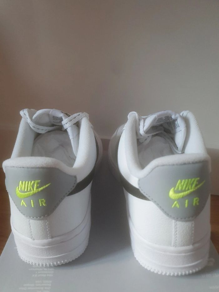 Nike Air Force 1 (38m) - photo numéro 5