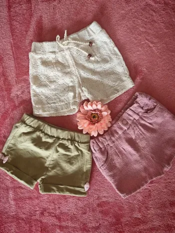Lot short fille 3 mois