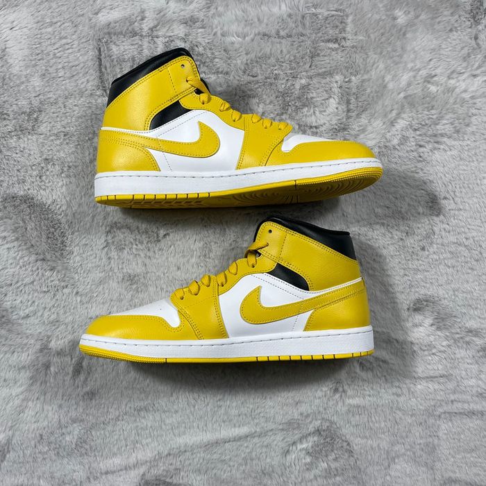 Nike Air Jordan 1 Mid « White Vivid Sulfur-Black » pointure 44.5 - photo numéro 11