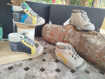 Lot de chaussures pour bébé