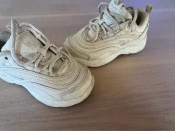 Baskets fila 23.5
