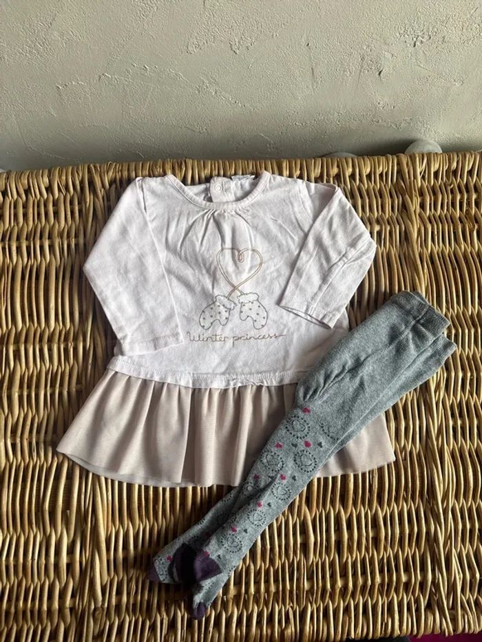 Ensemble fille  9mois en très bon état
