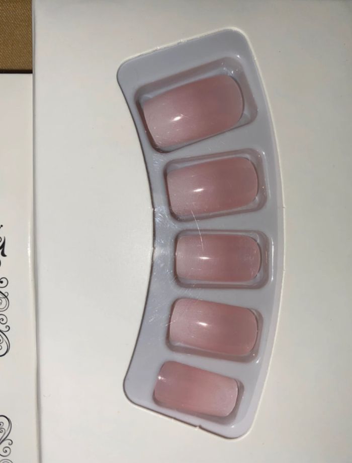 Lot de faux ongles - photo numéro 3