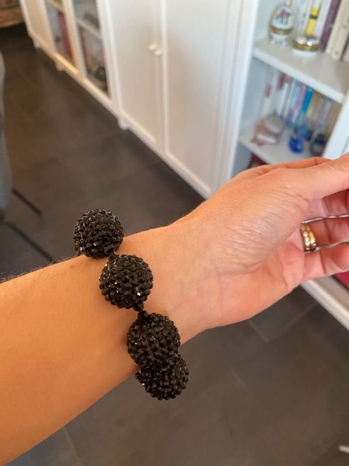 Bracelet en perles noires avec strass noirs - photo numéro 2