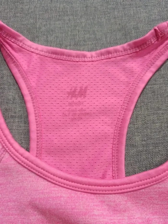 C51 brassière rose H&M XS - photo numéro 3