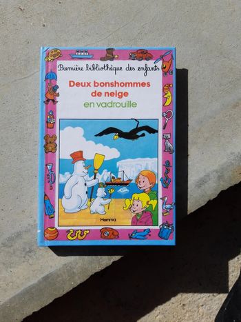 Deux bonshommes de neiges en vadrouille