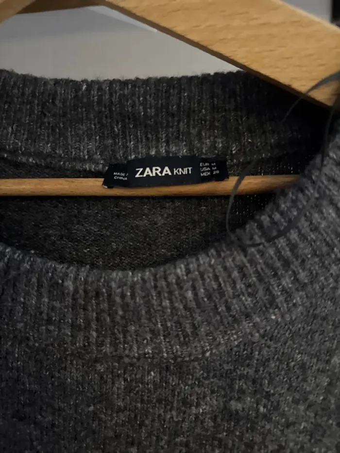 Pull over size d'hiver. Zara gris. - photo numéro 3