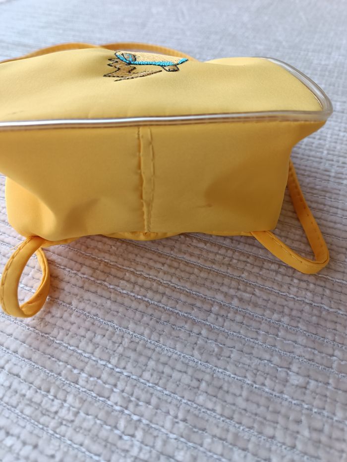 Sac à dos jaune Pikachu - photo numéro 3