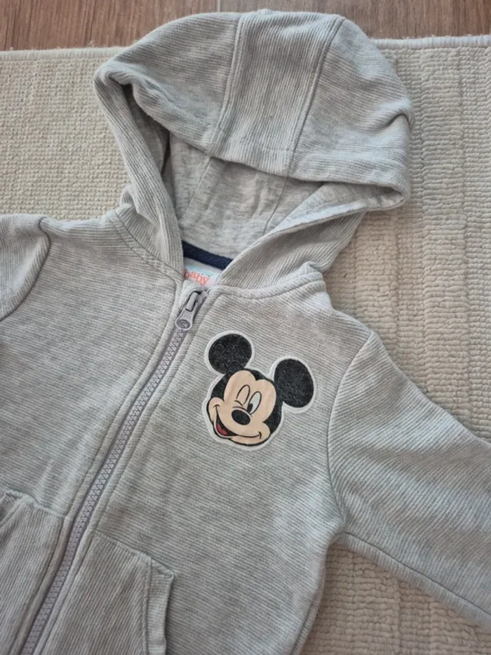 Gilet a capuche Mickey 24 mois - photo numéro 3