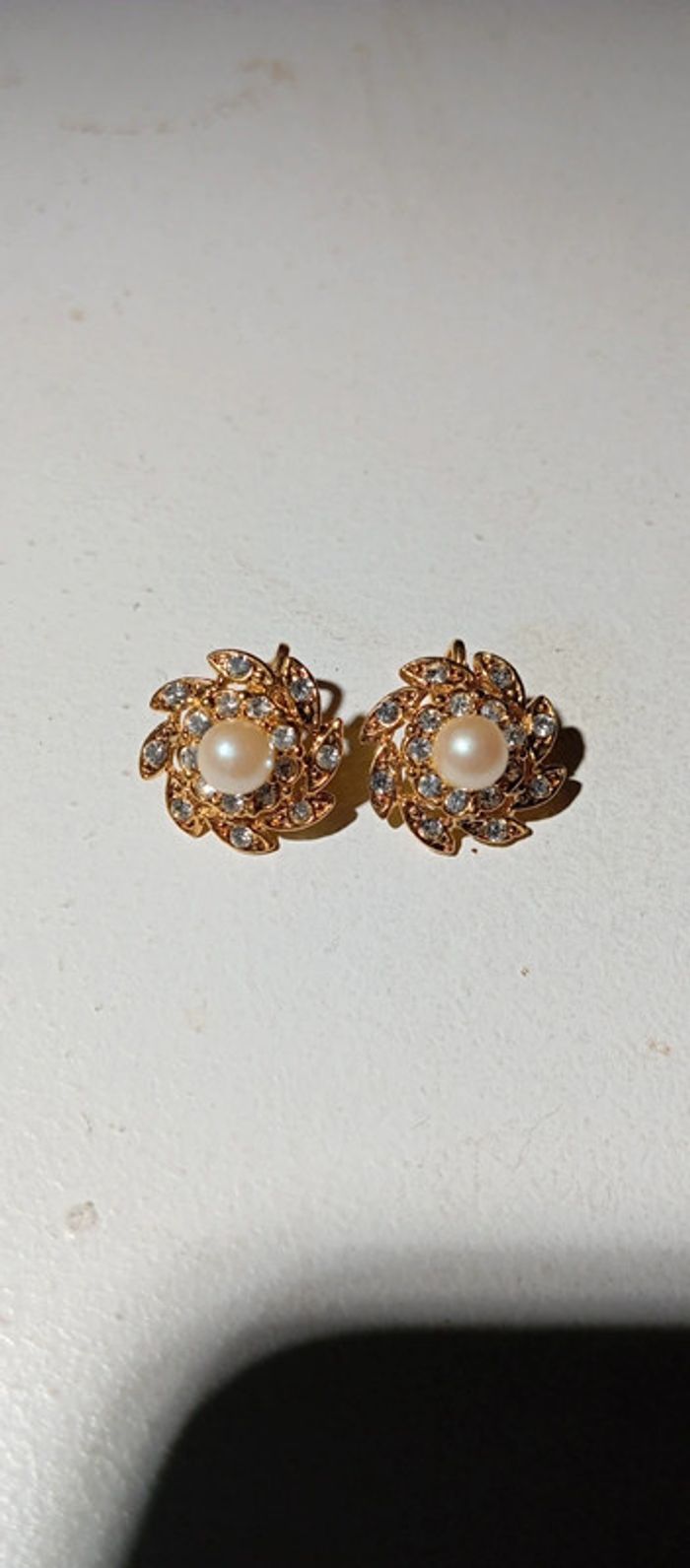 Clips d'oreilles chic strass et perle - photo numéro 6
