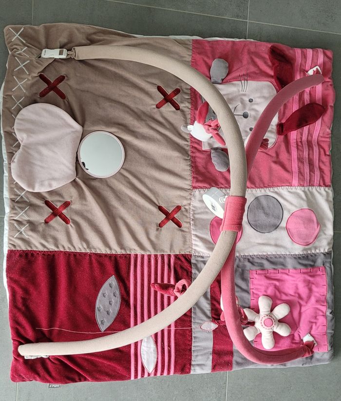 Tapis d'éveil bébé 9