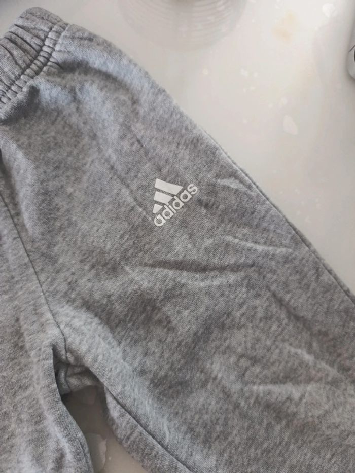 Survêtement adidas bleu et gris 18/24mois - photo numéro 6