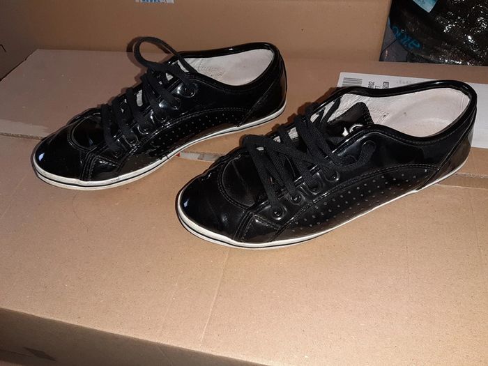 Chaussures plates vernies noires buffalo - photo numéro 2