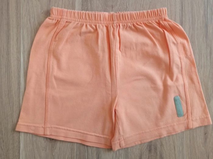 Débardeur tricolore blanc rose rouge 3 ans et short pêche Décathlon 3 ans - photo numéro 6