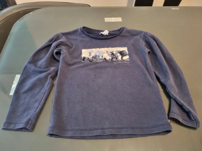 Pull fille 8 ans