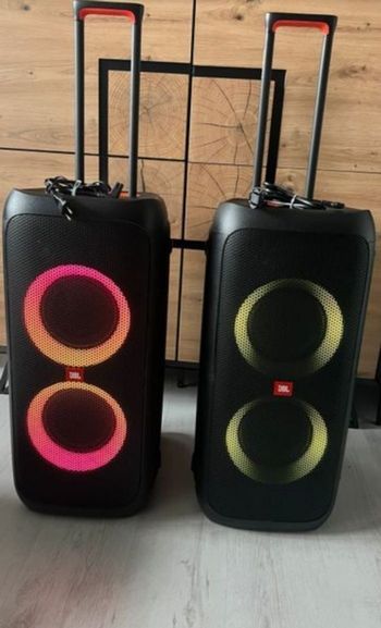Lot de 2 enceintes JBL PartyBox