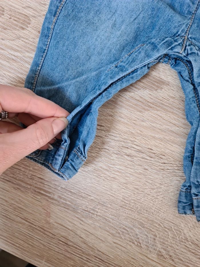 2 pantalons 3 mois kiabi C&A - photo numéro 4