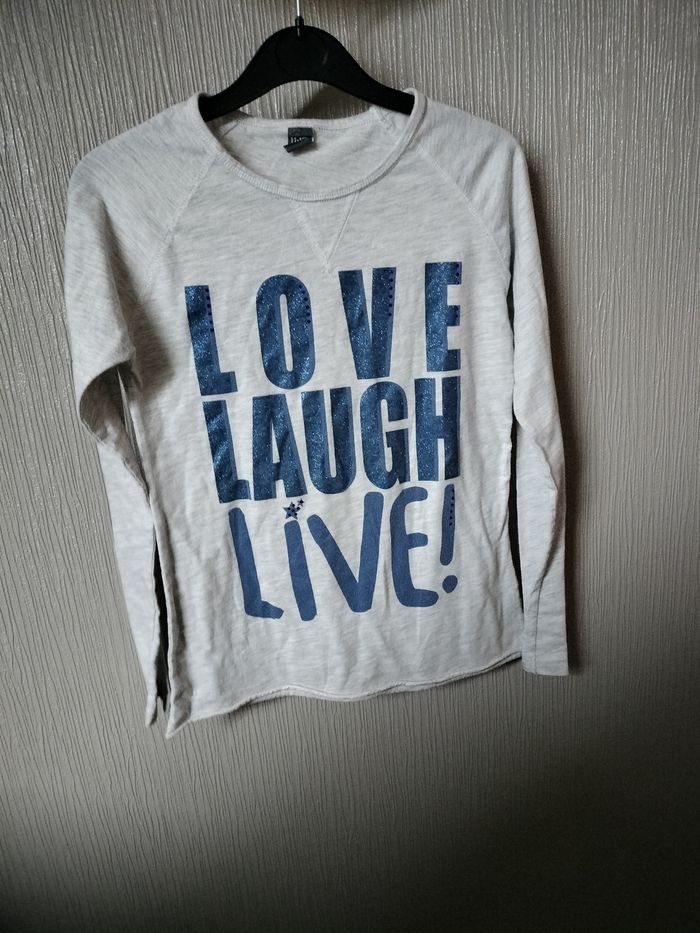 Tee shirt taille 11 12 ans