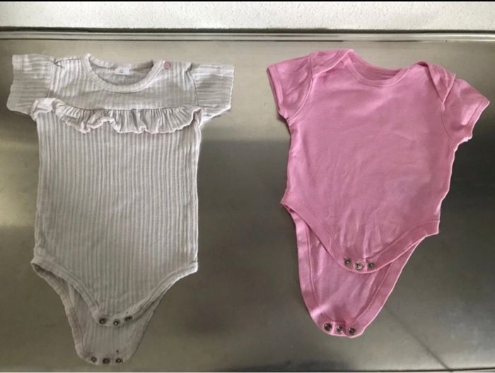 Lot de vêtements enfants 3-6 mois - photo numéro 3