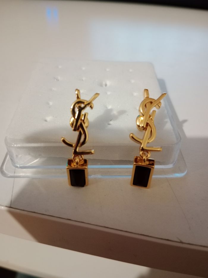 Boucles d'oreilles - photo numéro 4