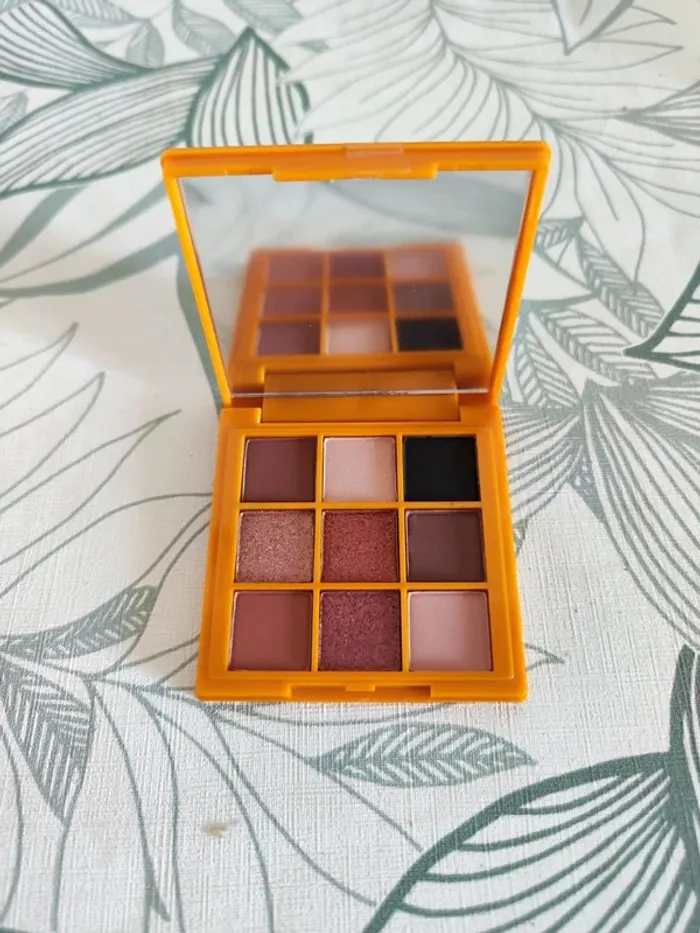 Lash step bronzée 9 teintes universelles à utiliser 12 mois après ouverture - photo numéro 2