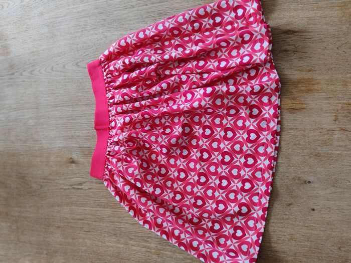 Jupe rouge - photo numéro 2