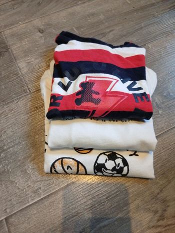 T shirt manches longues très bon état