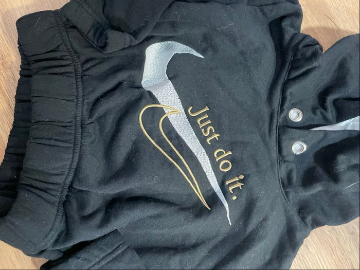 Sweat Nike 4 ans noir - photo numéro 2