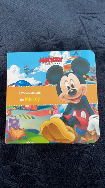 Livre cartonné mickey