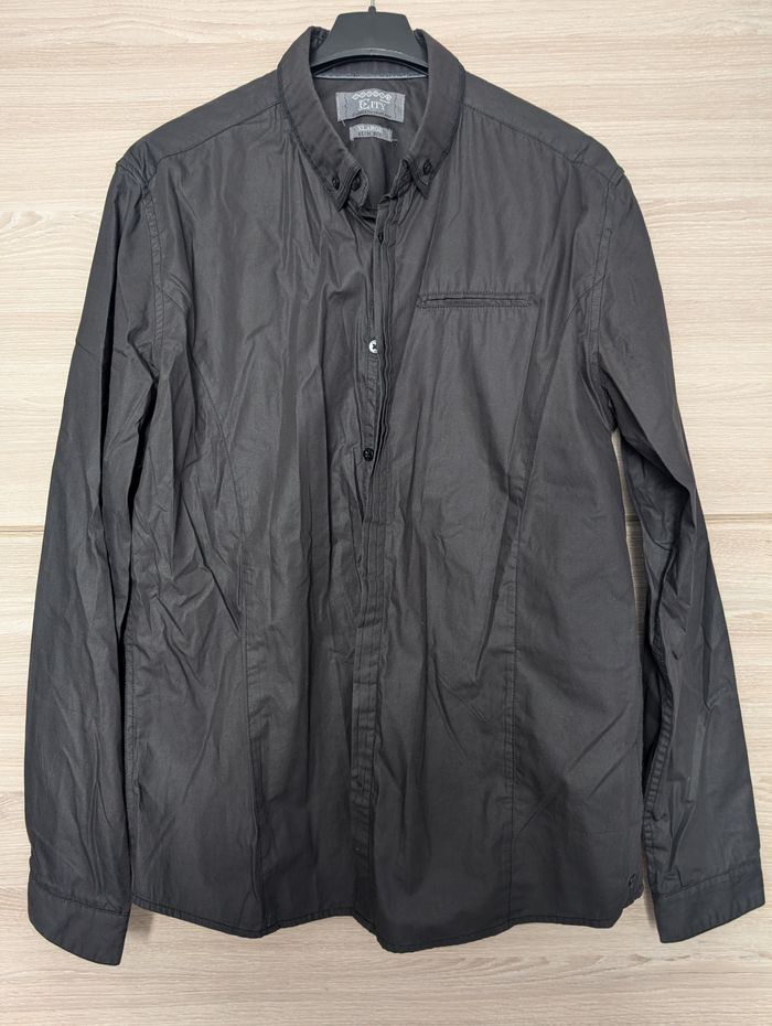 Chemise homme Bonobo, taille X, effet brillant, en très bon état