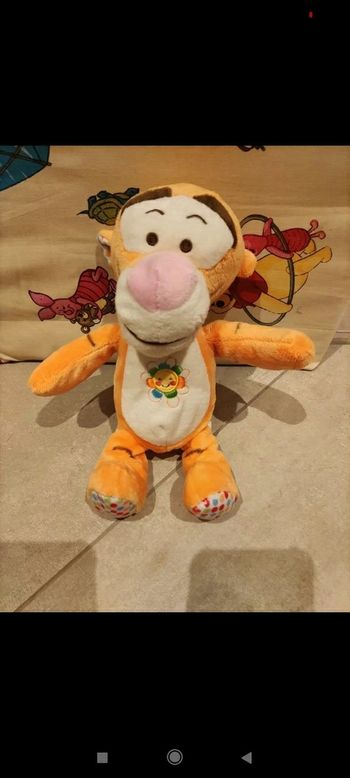 Peluche tigrou disney
