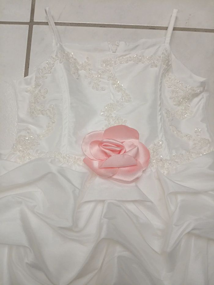 Robe de cérémonie taille 6 ans - photo numéro 2