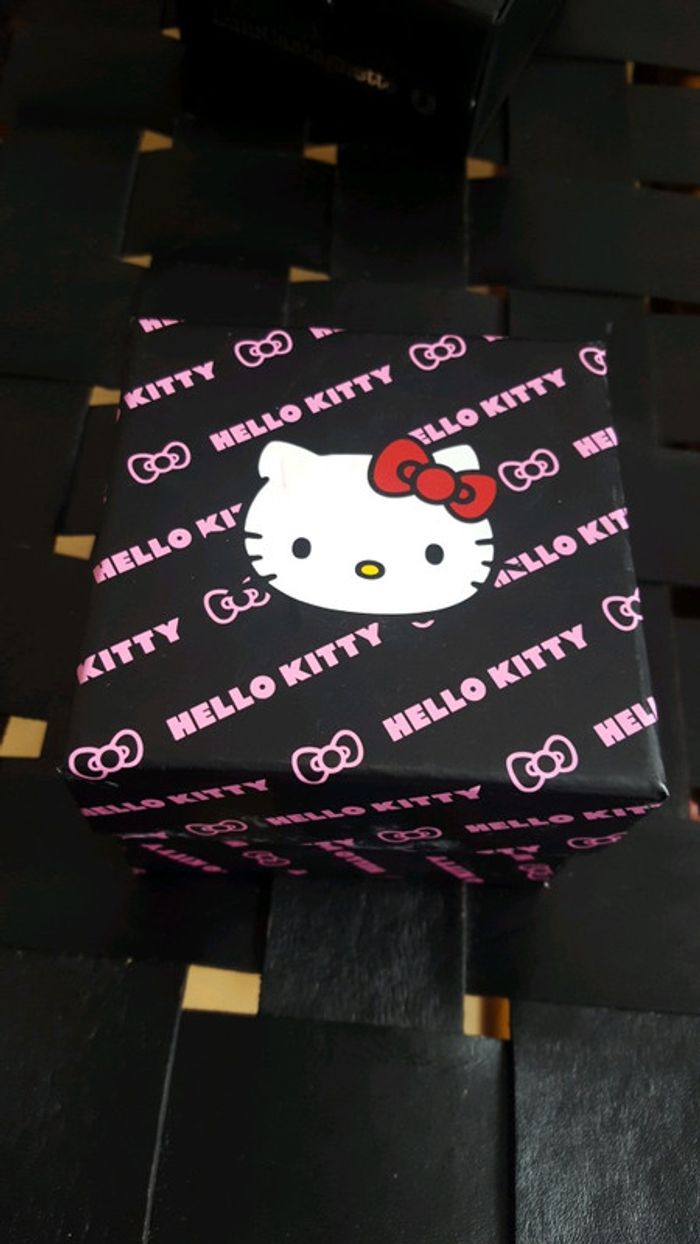 Montre Hello kitty - photo numéro 3