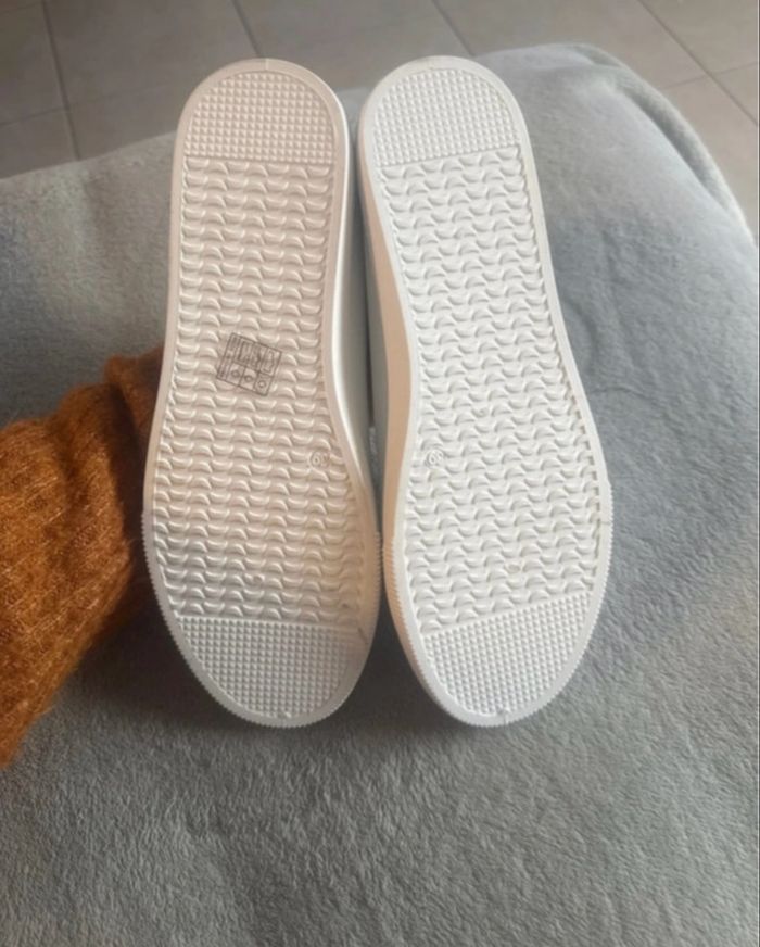 Chaussure femme neuve - photo numéro 5