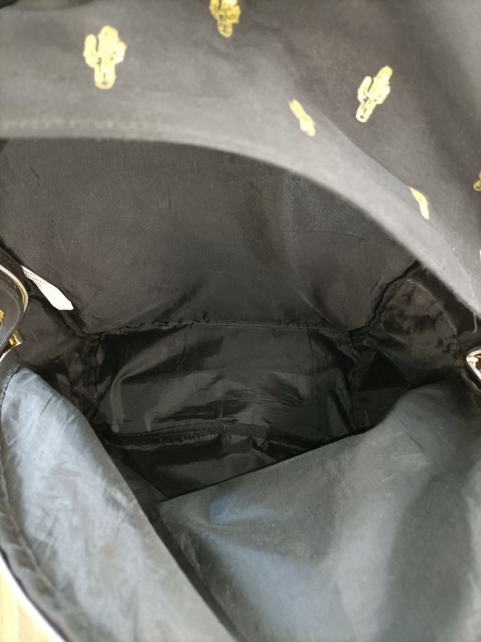 Sac à dos noir et doré Temps des Cerises motifs cactus - photo numéro 8
