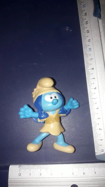 Schtroumpf figurine
